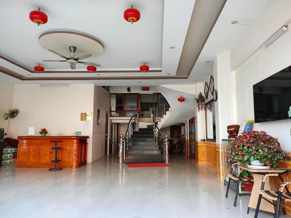 Отель Nha Nghi Nhu Y Nga 6 Лаокай Экстерьер фото